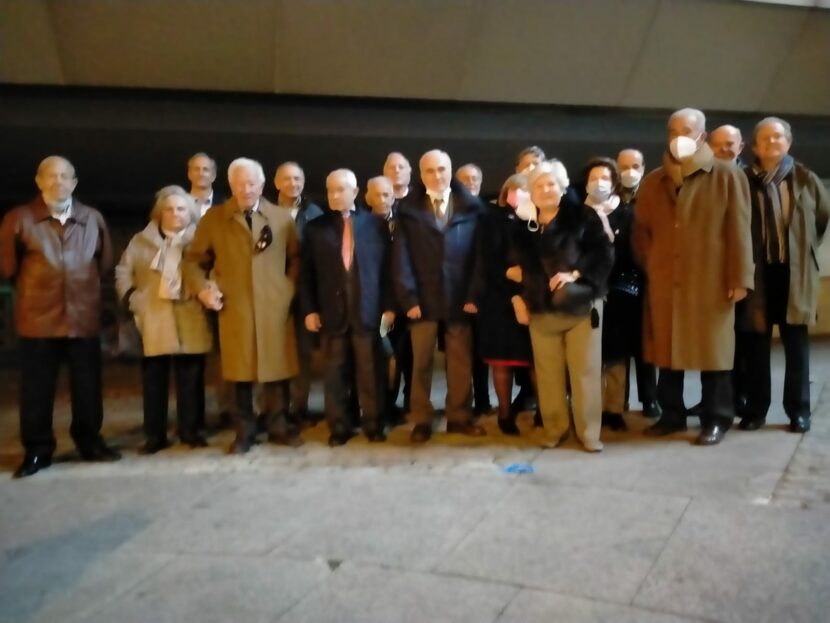 Misa funeral por los cofrades difuntos en 2021